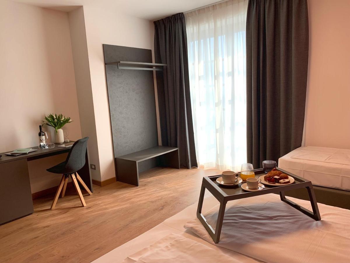 Guest House Le Cassandre Sondrio Luaran gambar